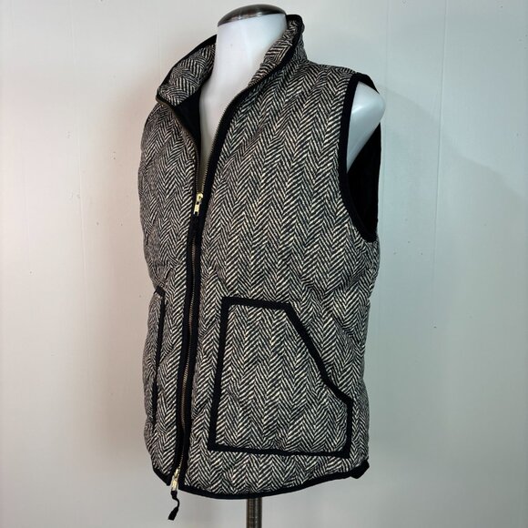 J. Crew Quilted Puffer Vest Small Black Ivory Herringbone Down-Filled Preppy - Picture 4 of 9